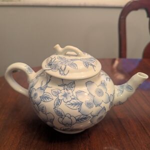 Blue & White Floral Teapot~Porcelain~5.5”H x 8.25”W
